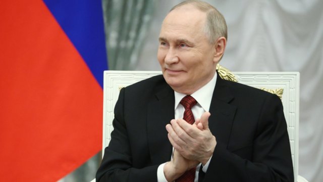 Propagandiniame V. Putino kreipimęsi – sveikinimai sričių prijungimu: esą Rusija laimi