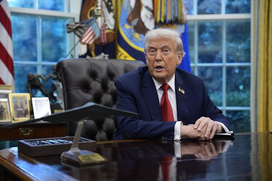 D. Trumpas pareiškė generolams, kad JAV susiduria su „vidaus karu“