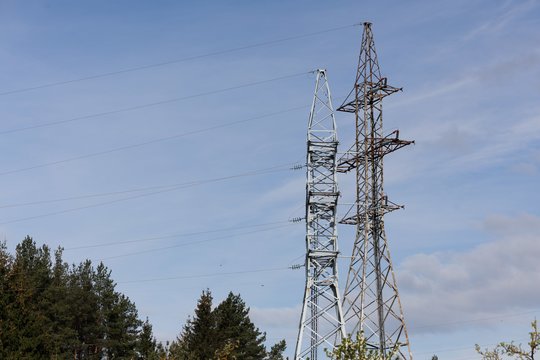 Pokyčiai elektros rinkoje: prekyba pradeda veikti 15 minučių intervalais