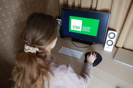 VMI pradeda prekybą internete – pardavinės transporto priemones