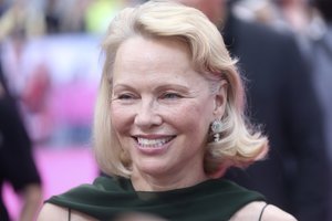 Pamela Anderson pribloškė kardinaliais išvaizdos pokyčiais