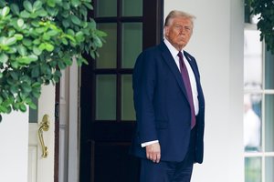 D. Trumpas teigia, kad Harvardo universitetas pagal naują susitarimą valdys „profesines mokyklas“