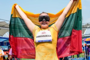 Paralimpietė Oksana Dobrovolskaja – pasaulio čempionato bronzininkė