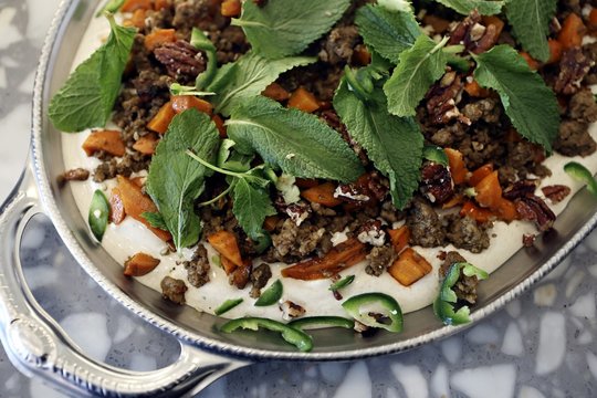 Skonio kelionė į Artimuosius Rytus: kuo šį virtuvė traukia lietuvius?