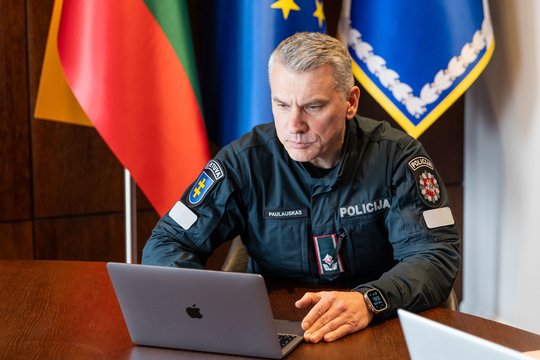A. Paulauskas: nuo 2018 m. policija sumažėjo 1 tūkst. pareigūnų, šiuo metu jų trūksta apie 1,5 tūkst.