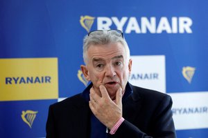U. von der Leyen niekam tikusia išvadinęs „Ryanair“ vadovas ragina numušti ES oro uostuose pastebėtus dronus