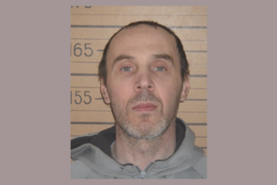 Iš parduotuvės į kalėjimą negrįžo Pravieniškių kalinys – paskelbta bėglio paieška