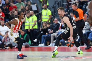 Vieno iš centrų netekęs „Bayern“ nuostabaus pasirodymo dėka įveikė „Crvena Zvezda“