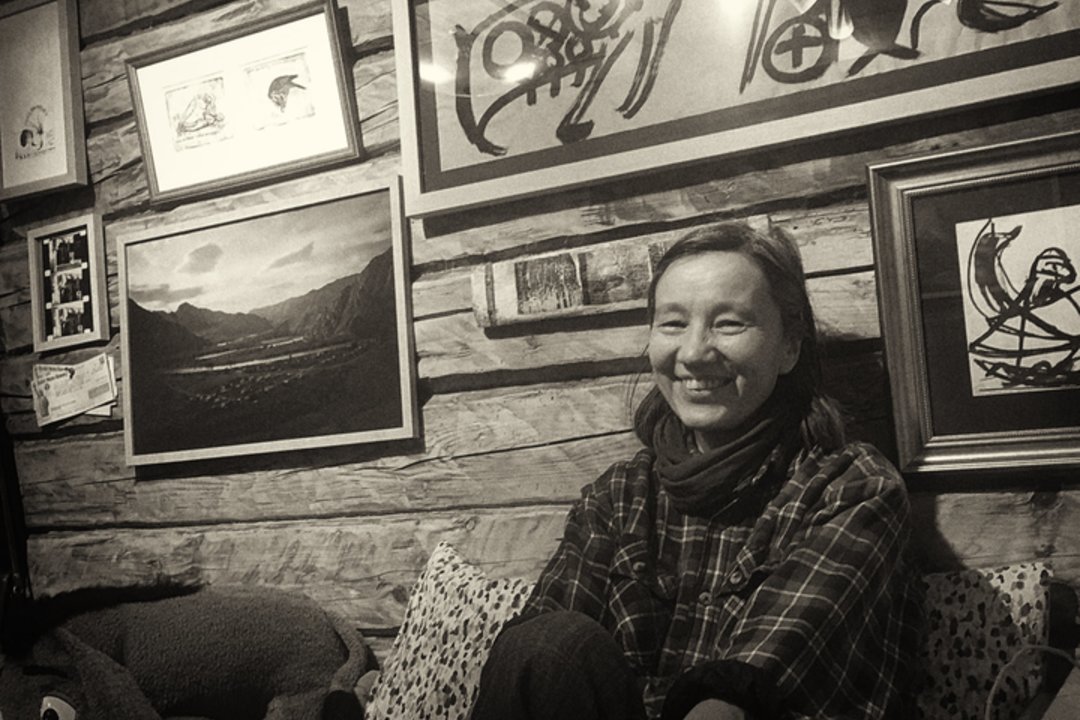 Iš Niujorko grįžusi kūrėjų šeima Lietuvos kaime prižiūri ir avis, ir galeriją