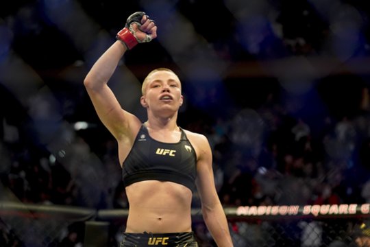 Skaudi netektis Rose Namajunas šeimoje: mirė jos močiutė