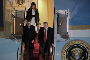 D. Trumpo sūnaus pasimatymo aplinkybės atima žadą: tai darė dėl saugumo