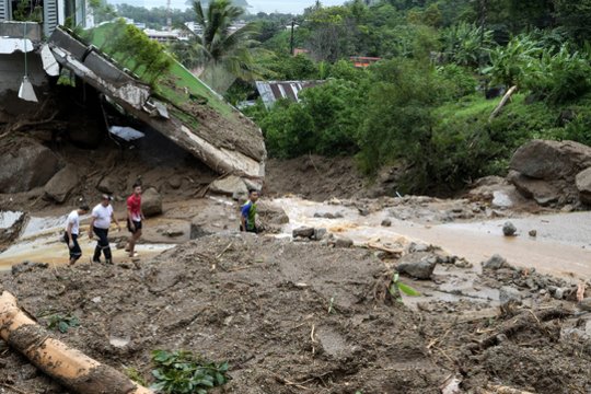 Nuošliauža Indijoje nusinešė mažiausiai 20 gyvybių