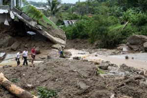 Nuošliauža Indijoje nusinešė mažiausiai 20 gyvybių