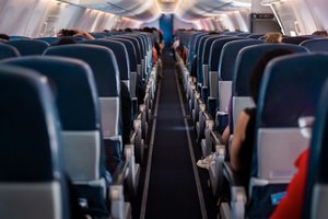 Aviacijos sektorius susiduria su iššūkiais: ar tai lems brangesnius skrydžius?