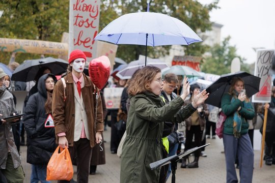 Pačiame Vilniaus centre – kultūros bendruomenės šokiai ir aiški žinutė G. Nausėdai