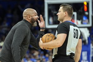 NBA išbando naują teisėjavimo technologiją