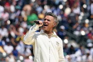 Liūdna žinia Robbie Williamso gerbėjams: atšauktas britų popmuzikos žvaigždės koncertas