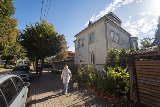 Žaliakalnyje uždarytas ką tik suremontuotas darželis: tėvai šokiruoti, kyla kalbos apie slaptus susitarimus