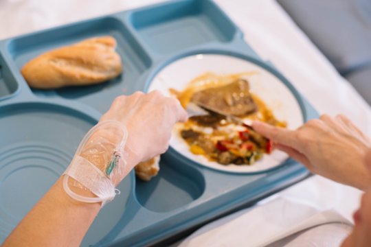 Onkologinių pacientų mityba: kaip išvengti svorio kritimo 