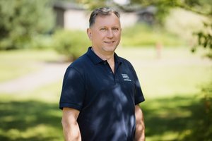 Ukmergės gimnazijos vadovas: stipri mokykla prasideda nuo pasitikėjimo ir pagalbos