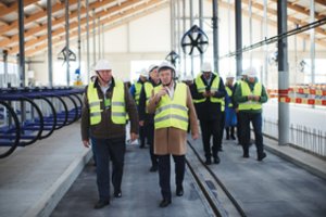 Didžiausiame karvių fermų komplekse Europoje pristatytas pieno gamybos plėtros planas Lietuvai iki 2035 metų