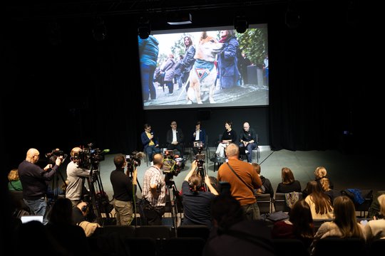 Po istorinio įspėjamojo streiko kultūros bendruomenė į ketvirtąją asamblėją kviečia kitų sektorių atstovus 