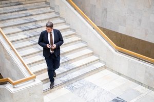 R. Žemaitaitis neša pavardę, bet „socdemai“ tyliai dėlioja planą „B“: klibintų G. Nausėdą?