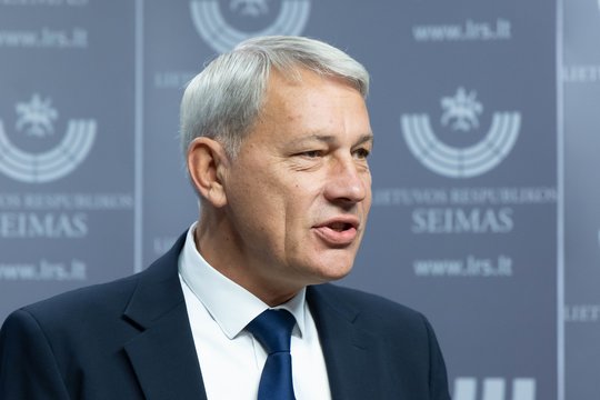 Seimas panaikino „aušriečio“ S. Bucevičiaus teisinį imunitetą