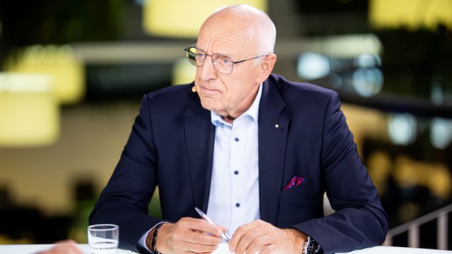 Kaip buvo parduotas vienas didžiausių paukštininkystės verslų: lenkai vilkino, švedai pardavė iškart