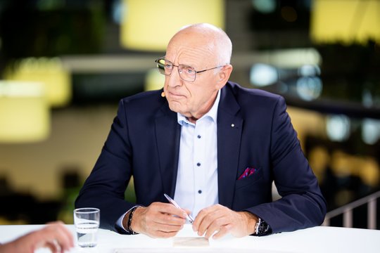 Kaip buvo parduotas vienas didžiausių paukštininkystės verslų: lenkai vilkino, švedai pardavė iškart