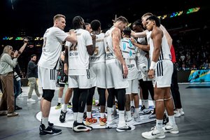 Dubajaus komanda arti susitarimo su australų krepšininku