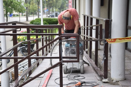 Užfiksavo rekordinį įsidarbinusių skaičių: skelbia, kur gauti darbą – lengviausia