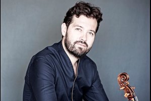 Lietuvos valstybinio simfoninio orkestro koncerte – pasaulinį pripažinimą pelnęs britų virtuozas Lawrence'as Poweris