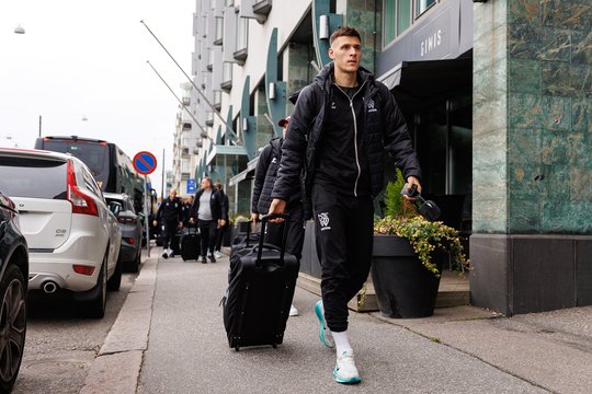 Lietuvos futbolo rinktinė atvyko į Helsinkį