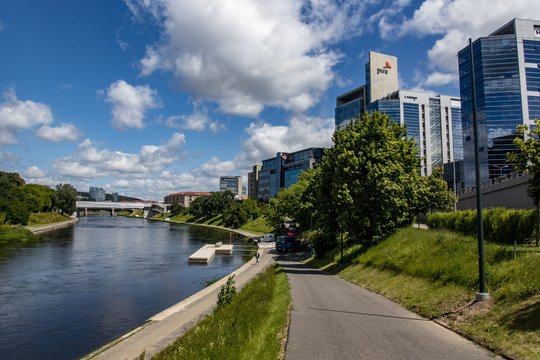 Savivaldybė pristatė projektus Neries krantinėse: siekiame paversti viena svarbiausių erdvių