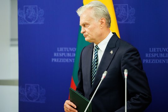 G. Nausėdai vetavus politikų atsakomybę švelninančias BK pataisas – Seimo sprendimas
