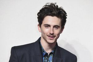 Aktorius Timothee Chalametas pribloškė kardinaliais išvaizdos pokyčiais