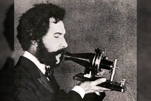 Technologinė sukaktis: prieš 149 metus įvyko vienas istorinis telefoninis skambutis