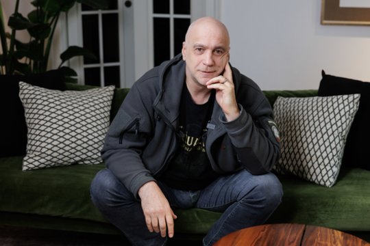 Apie asmeninį gyvenimą retai atviraujantis A. Ramanauskas-Greitai pranešė džiugią žinią: tapo seneliu