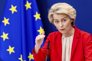 U. von der Leyen vadovaujama Europos Komisija išgyveno balsavimus dėl nepasitikėjimo