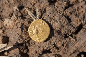 Europoje surado įspūdingą aukso lobį