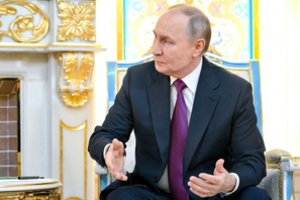 Retas įvykis: V. Putinas atsiprašė I. Alijevo, tačiau kaltę suvertė Ukrainai