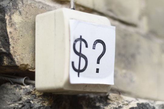 Pateikė elektros rinkos kainos prognozę 2026 metams: ko laukti gyventojams?