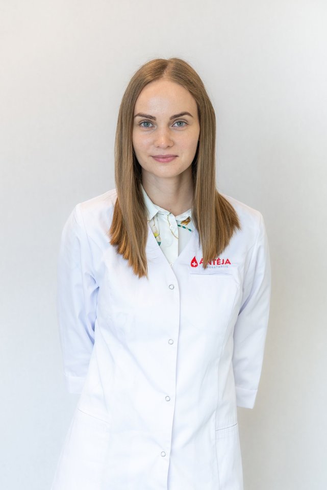 Šeimos gydytoja Ieva Krivickienė patarė, kaip žiemą geriauia išsaugoti vitaminus.<br> Pranešimo spaudai nuotr.