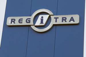 Šiauliuose – du nešvarūs bandymai užregistruoti automobilius: išaiškėjo ir vagystė, ir klastotės