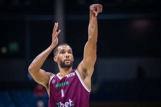 Visas rungtynes priekyje buvęs „Lietkabelis“ išrašė pirmąjį pralaimėjimą „Rytui“ šiame sezone