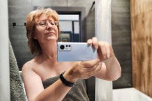 Iš komandiruotės namo grįžęs vyras neįsivaizdavo, ką ras vonioje: dabar nemiega naktimis