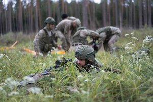 Prasidėjo Krašto apsaugos savanorių pajėgų pratybos „Tvirtas skydas 8“