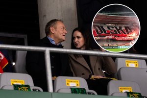 Savo rinktinės sirgalius ignoravęs D. Tuskas džiaugėsi Vilniaus lenkais