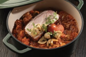 Garsus virtuvės šefas dalinasi burgundišku jautienos troškiniu – sodrus, šildantis ir išraiškingas